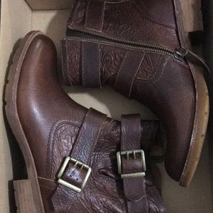 Sofft low cut boots brown